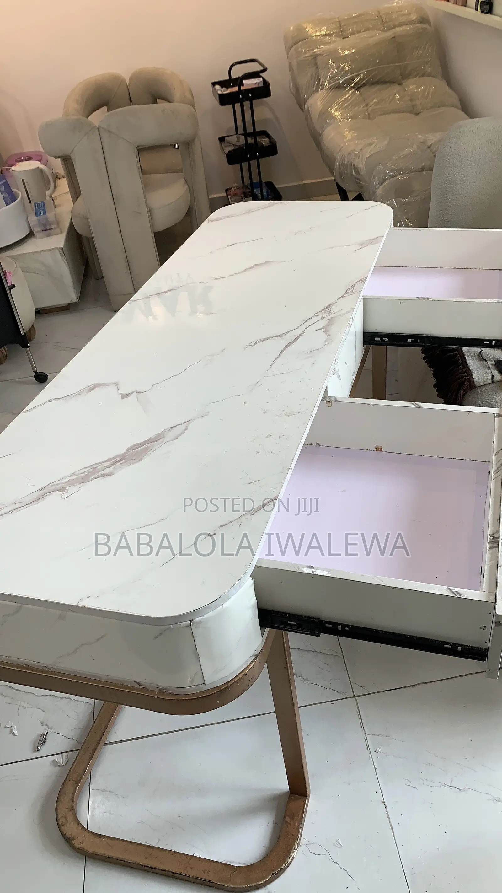 Nail Table and Chairs