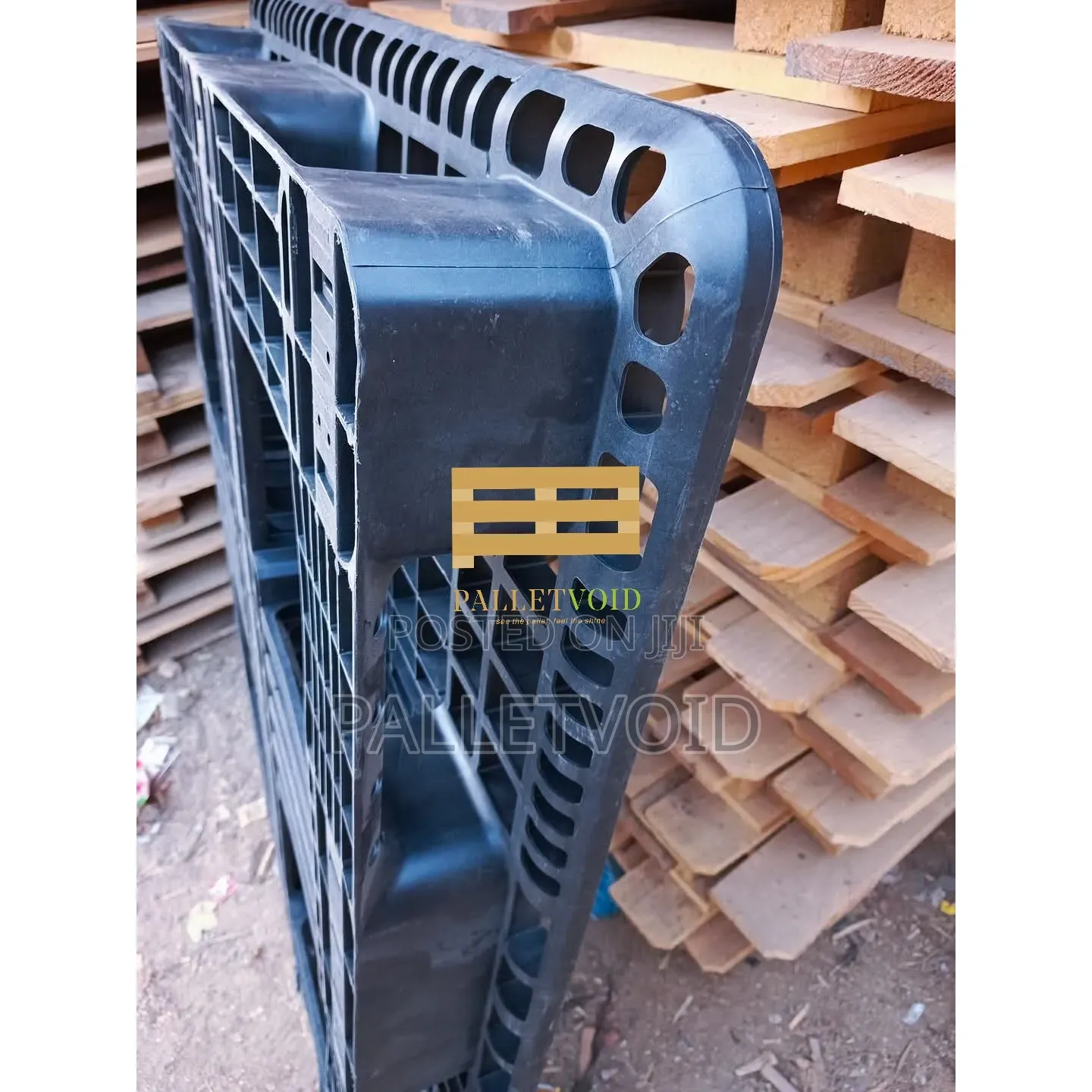 Plastic Pallet With Zero Stress