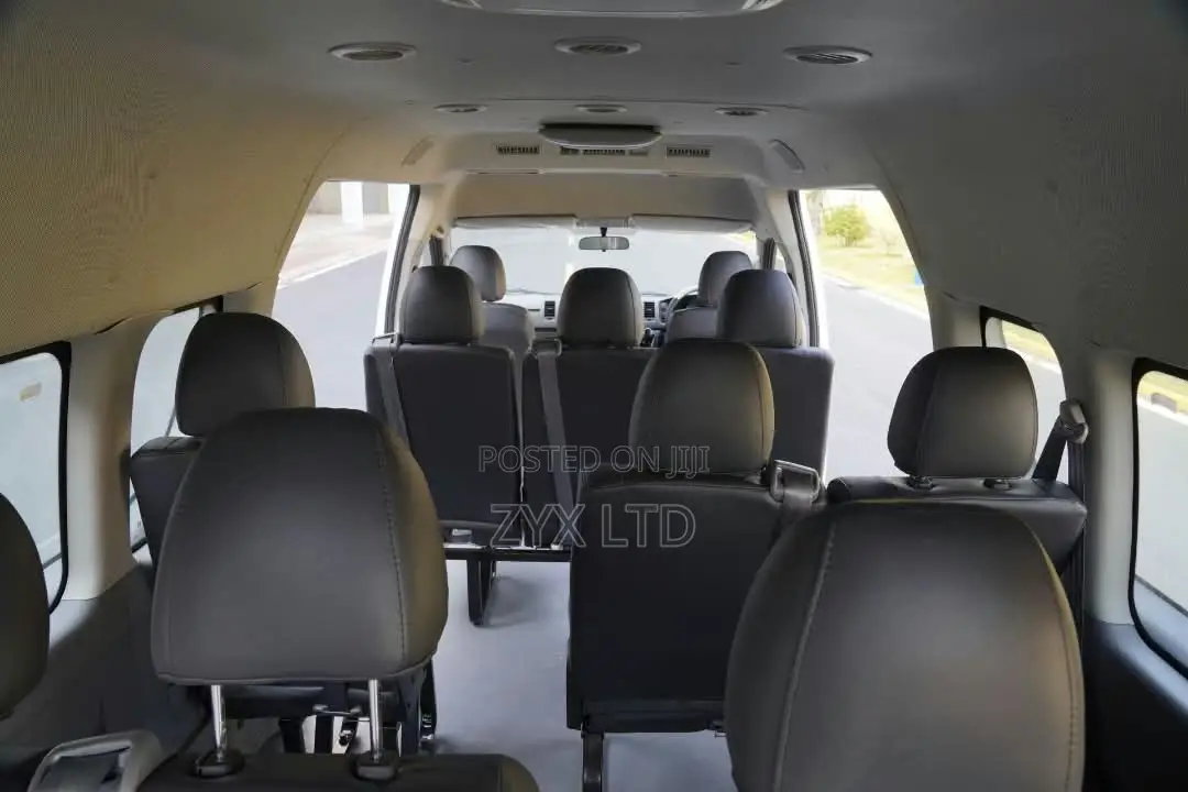 New Bus 2025 White