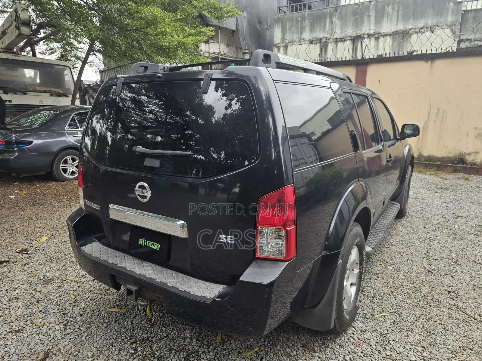Nissan Pathfinder 2007 Black