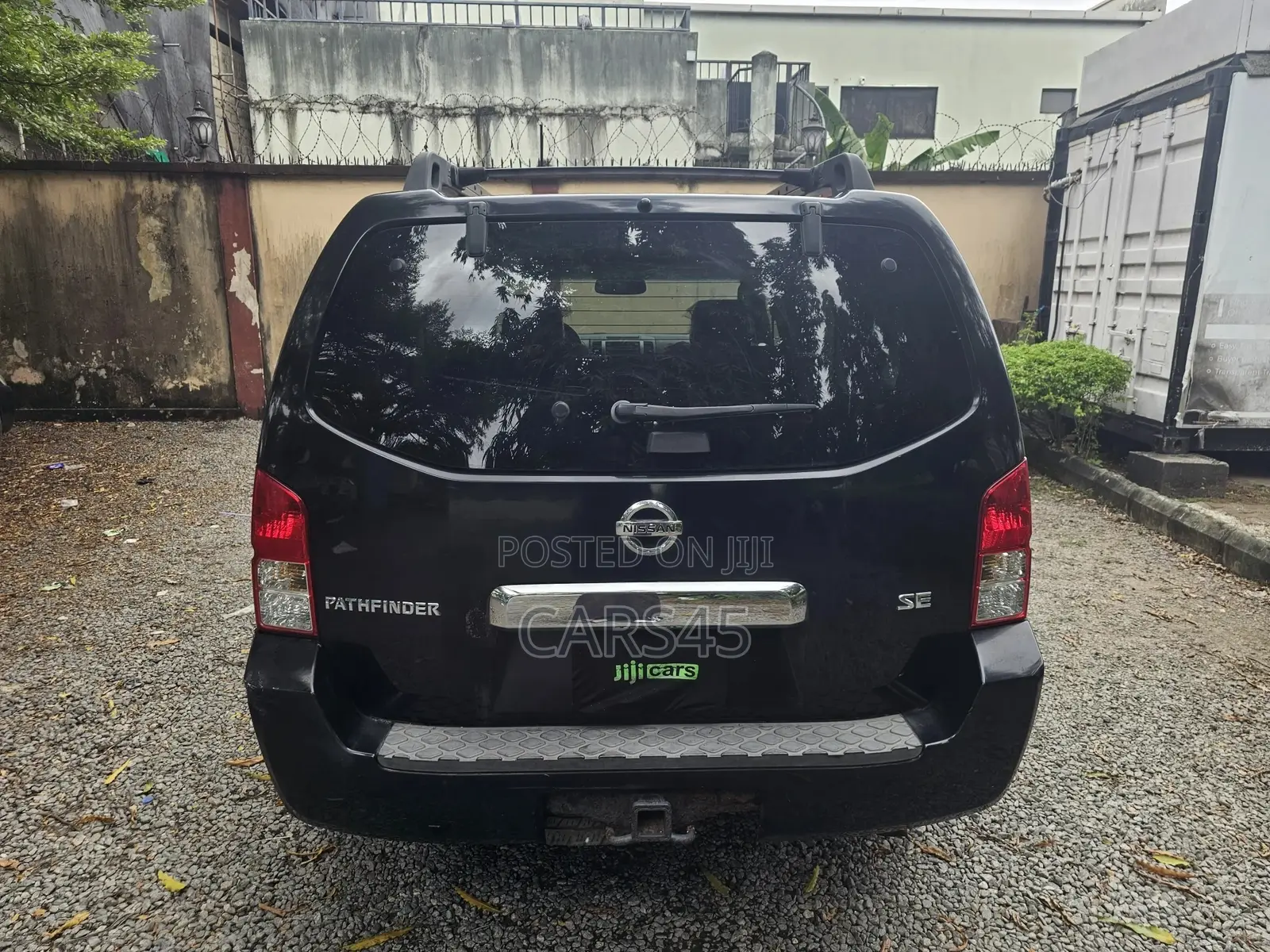 Nissan Pathfinder 2007 Black