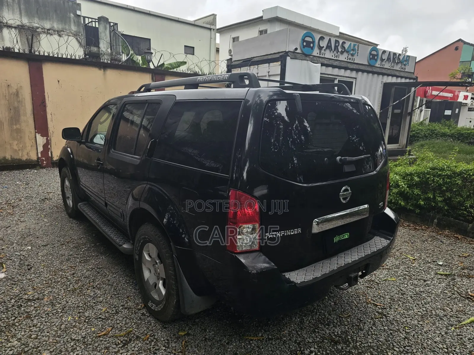 Nissan Pathfinder 2007 Black
