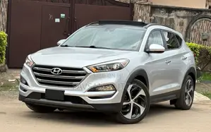 Hyundai Tucson 2016 Silver