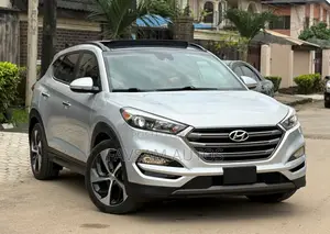 Hyundai Tucson 2016 Silver