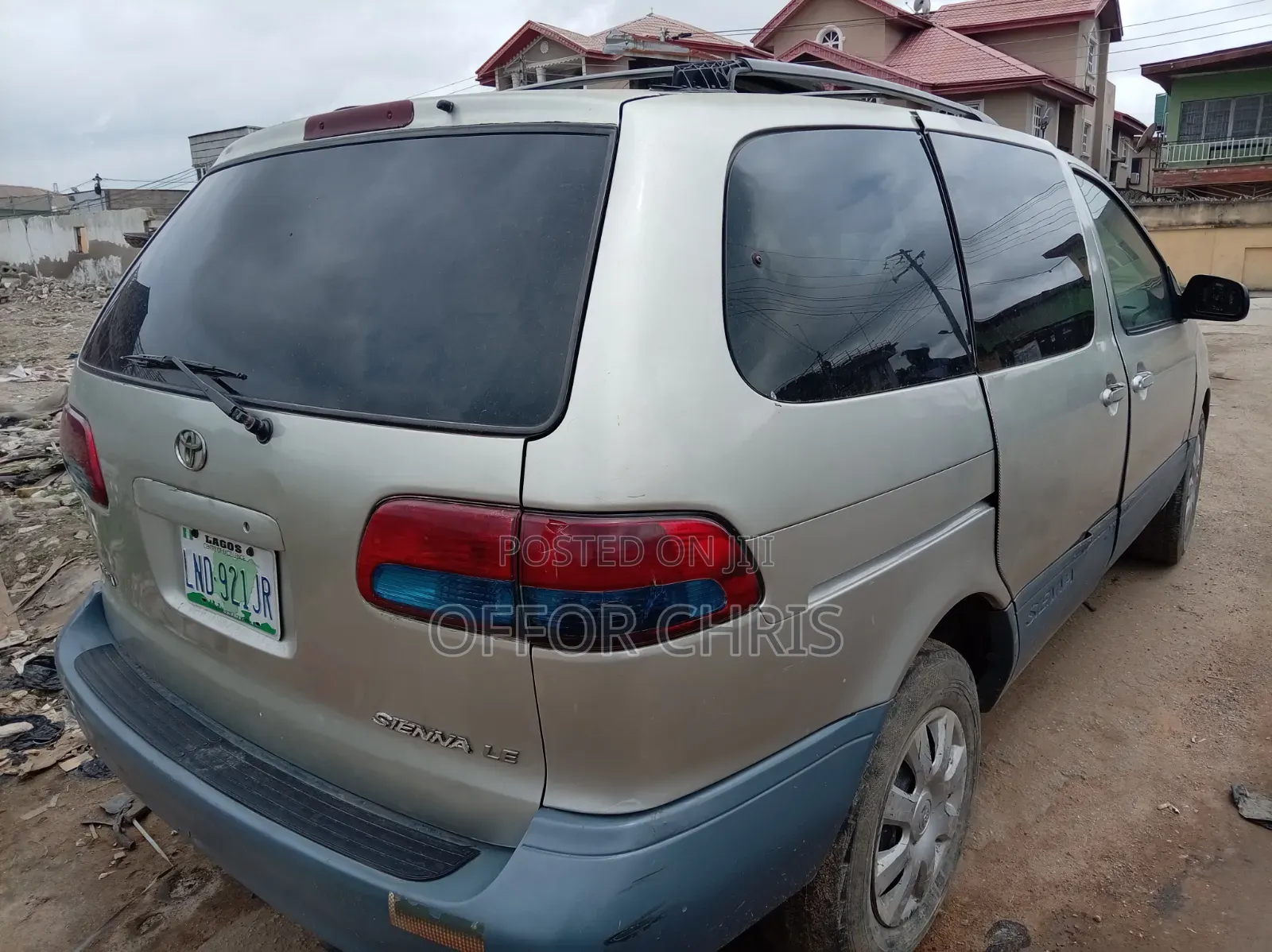 Toyota Sienna 2001 Silver