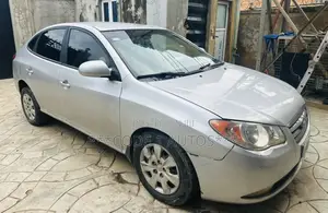 Hyundai Elantra 2009 Silver