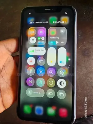 Apple iPhone 11 64 GB Black