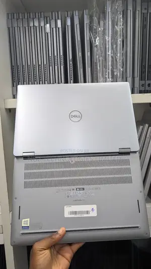 Laptop Dell Latitude 7410 16GB Intel Core i7 SSD 256GB