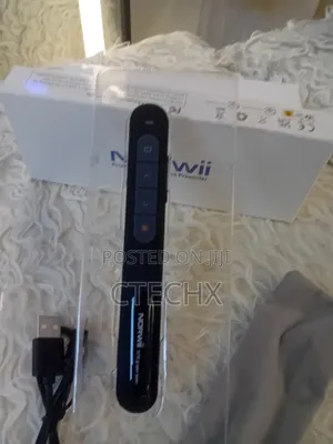 Norwii Rechargeable Wireless Presenter With Pointer for PowerPoint