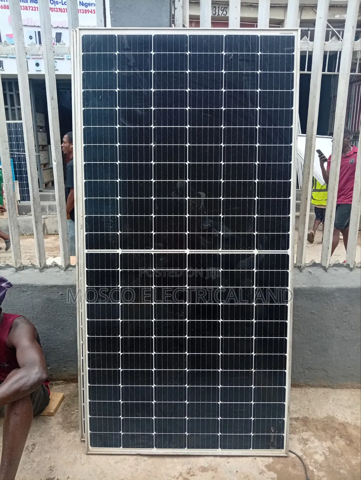 600watts Jinko Solar Panels
