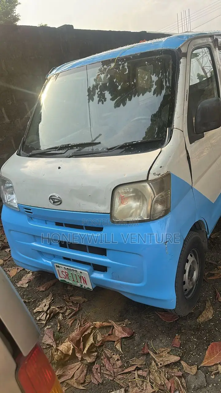 Daihatsu Hijet 2014 White