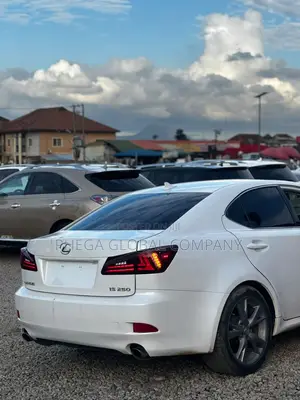 Lexus IS 250 2010 White