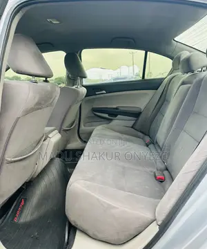 Honda Accord Sedan EX Automatic 2010 Silver