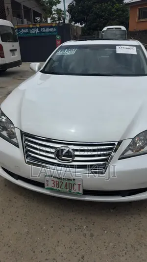 Lexus ES 350 2011 White