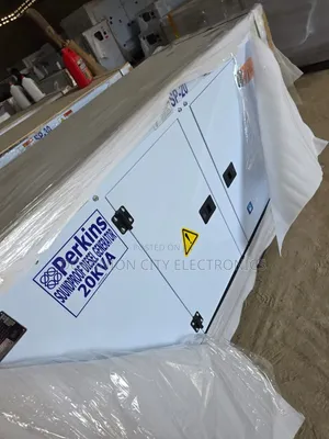 《》Heavy Duty Perkins Diesel Soundproof Generator Sp20kva 100%copper