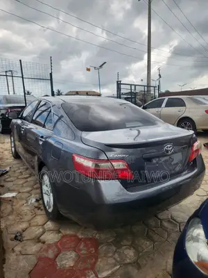 Toyota Camry 2009 Gray