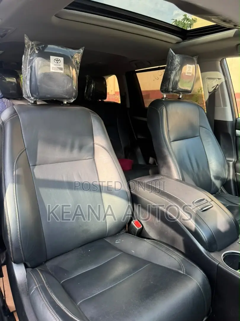 Toyota Highlander 2018 Gray