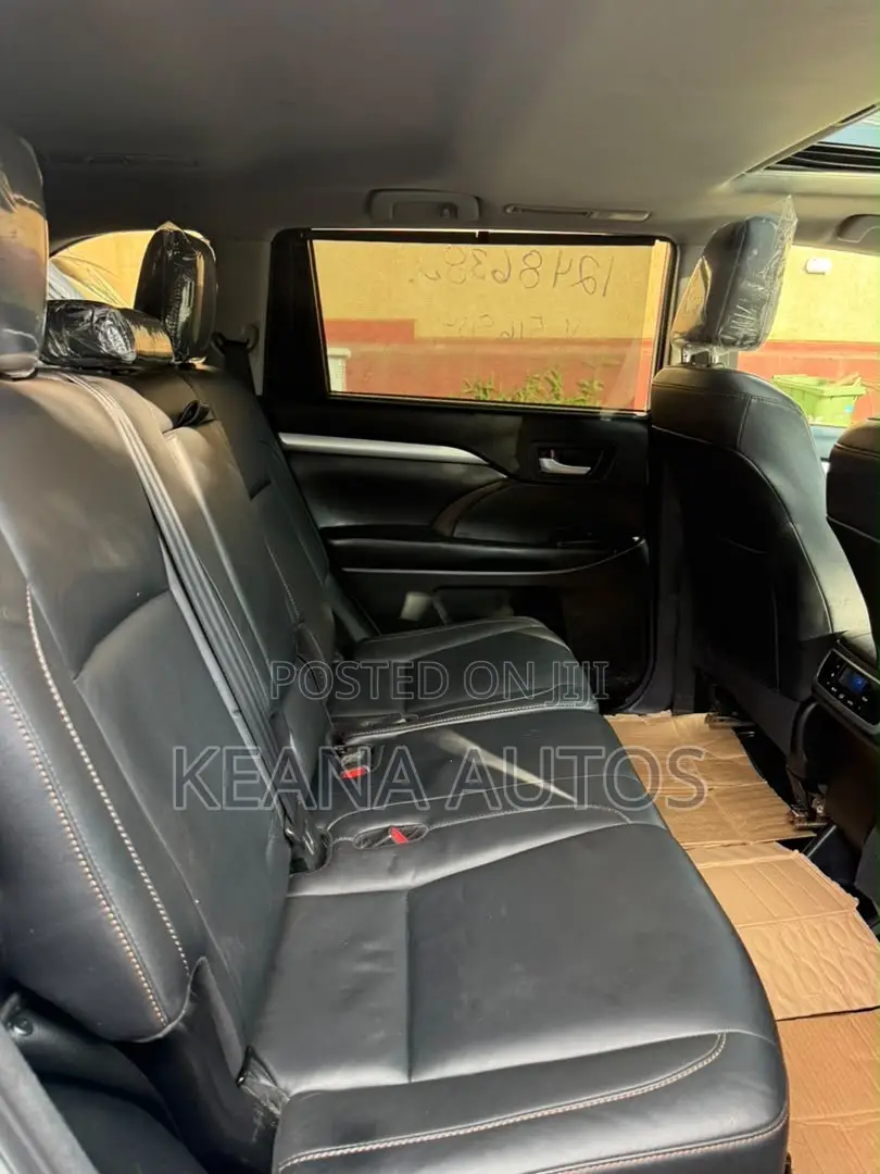 Toyota Highlander 2018 Gray