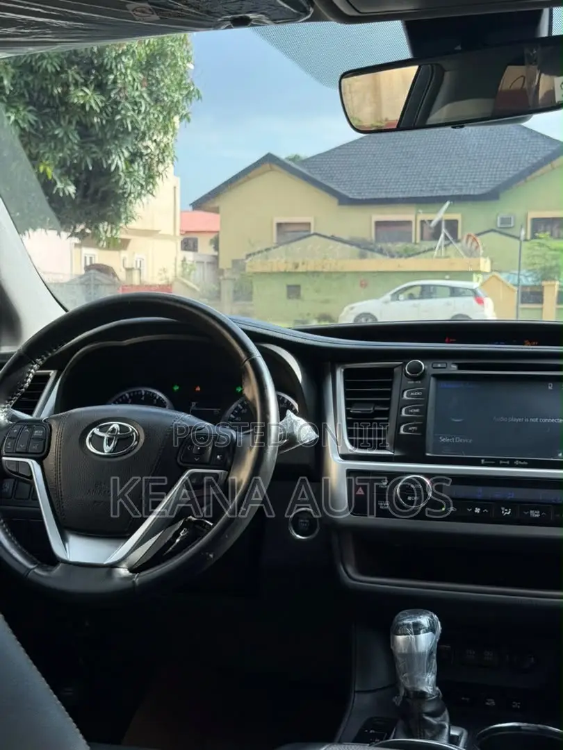 Toyota Highlander 2018 Gray