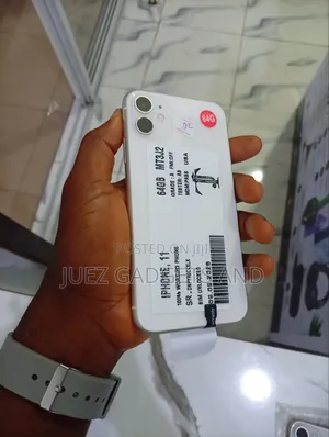Apple iPhone 11 64 GB White