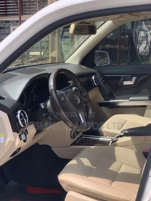 Mercedes-Benz GLK-Class 350 4MATIC 2014 White