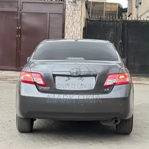Toyota Camry 2010 Gray