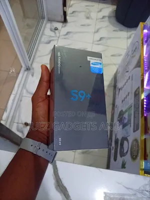 New Samsung Galaxy S9 Plus 128 GB Black