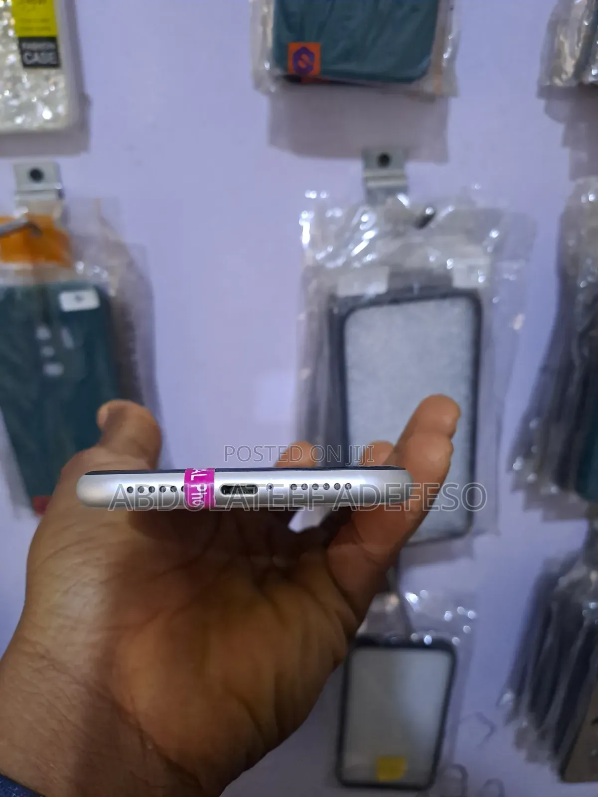 New Apple iPhone 11 64 GB White