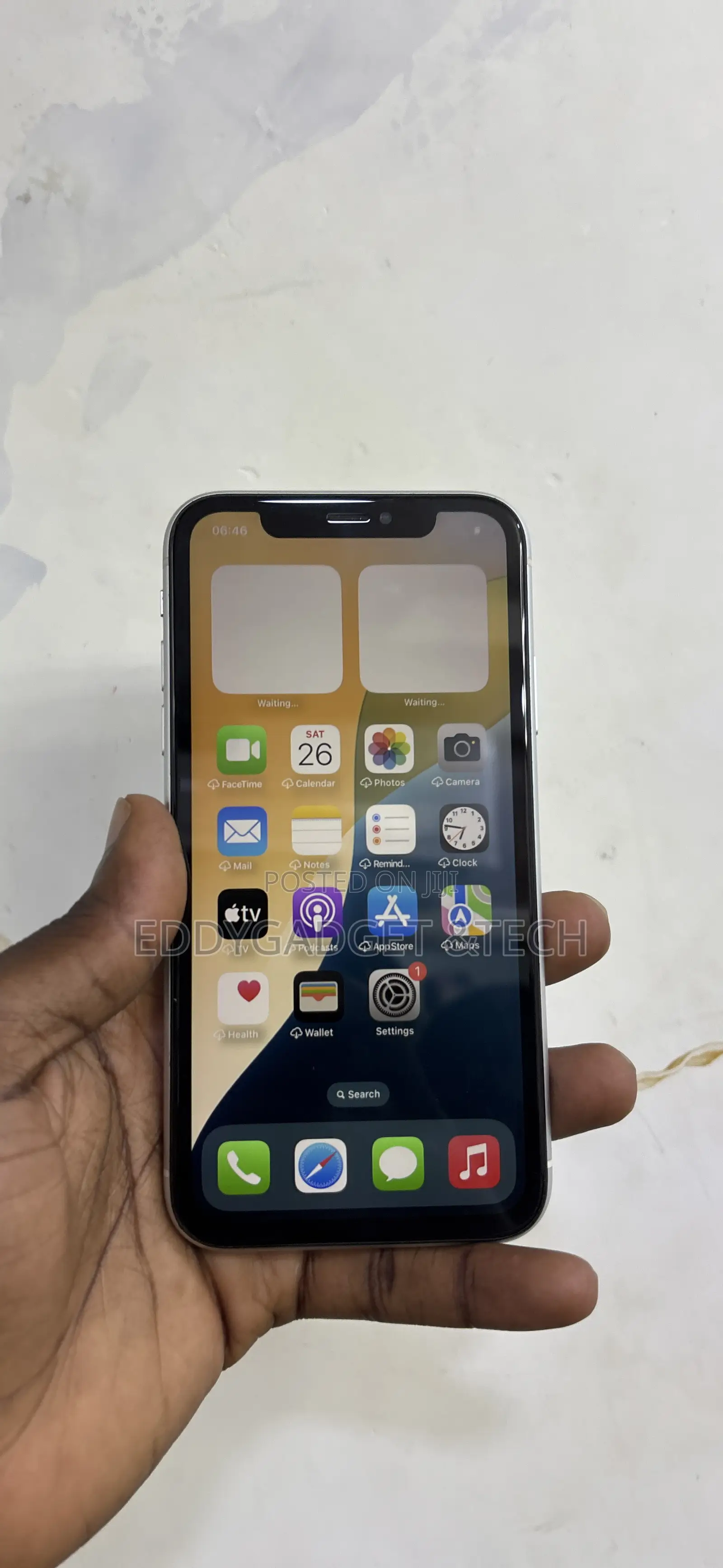 Apple iPhone XR 64 GB White