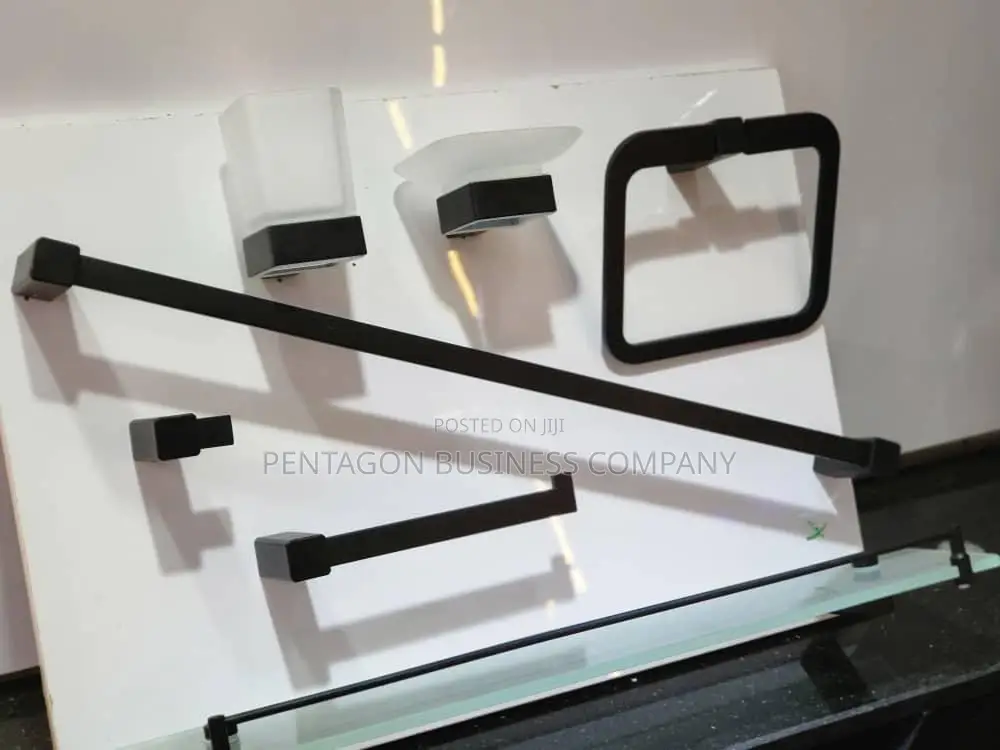 Bathroom Accessories (Black)