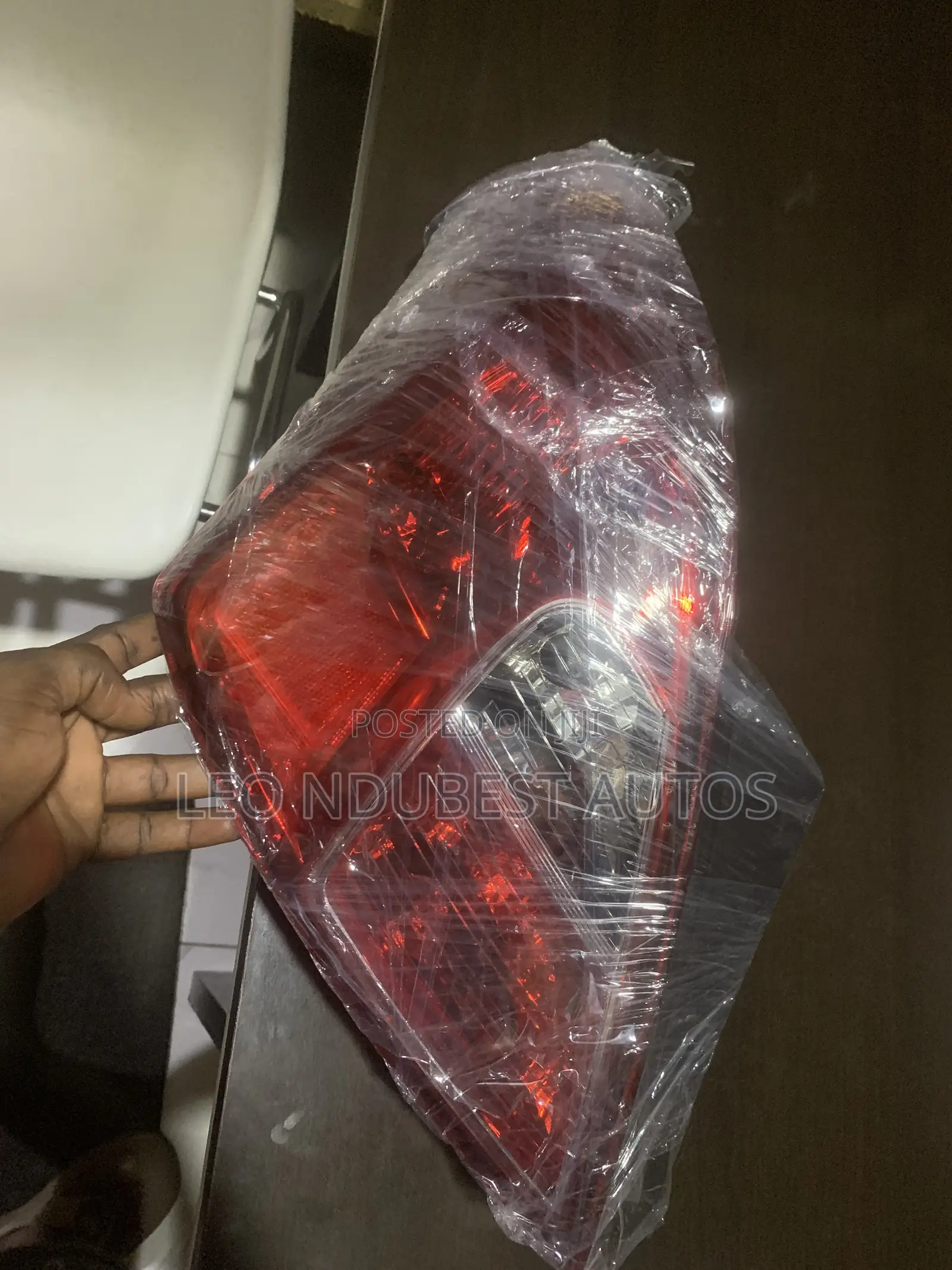 Nissan Amira Back Light