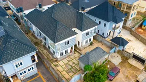 Furnished 3bdrm Townhouse/Terrace in Larix Estate Apo, Wumba for sale