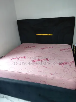 Very Neat 6/7 Bed Frame and Mattress