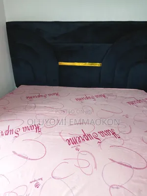 Very Neat 6/7 Bed Frame and Mattress