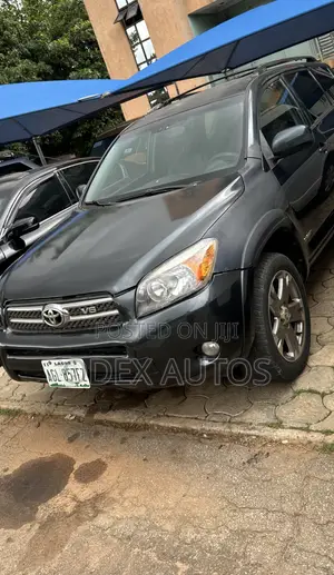 Toyota RAV4 V6 2009 Black