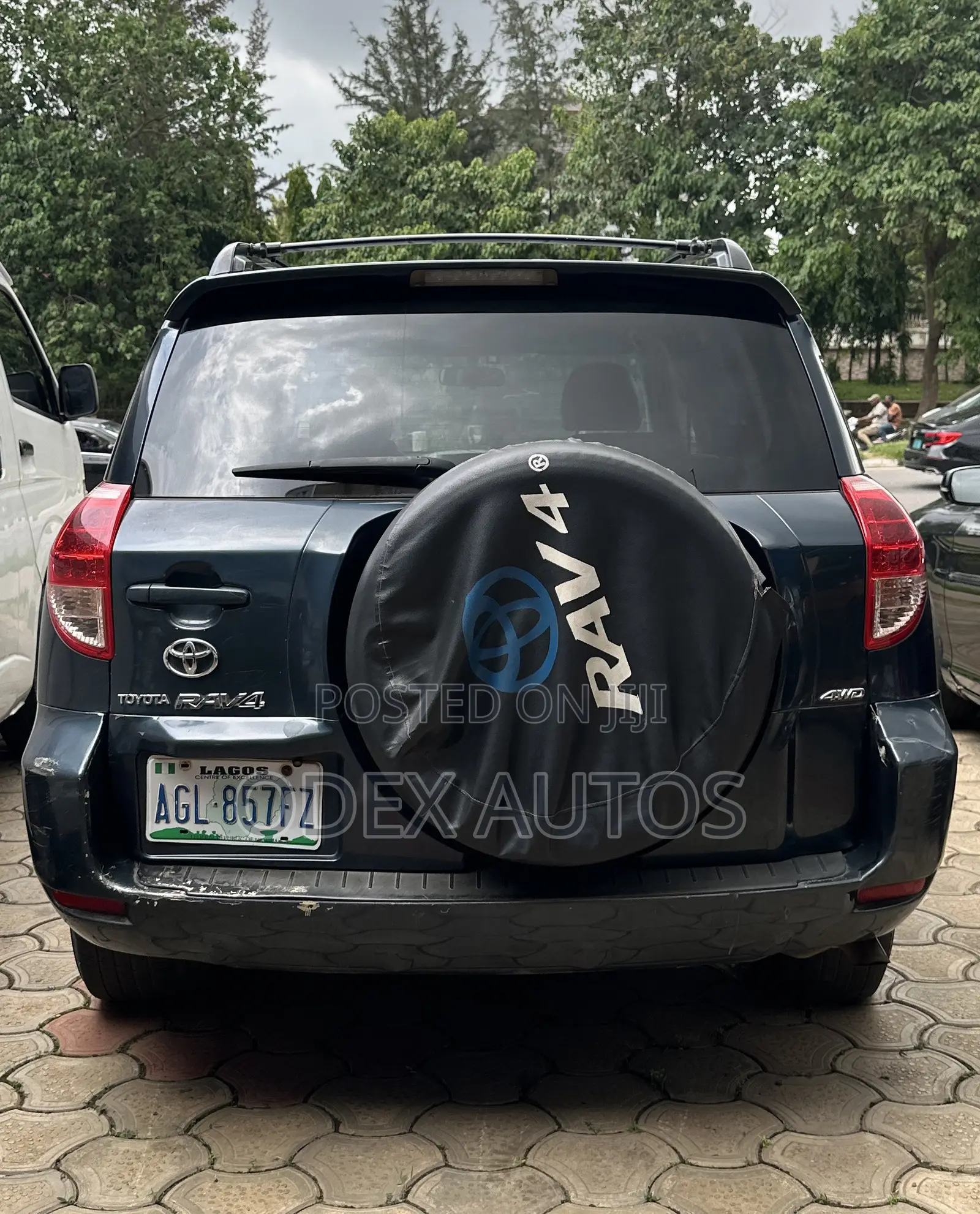 Toyota RAV4 V6 2009 Black