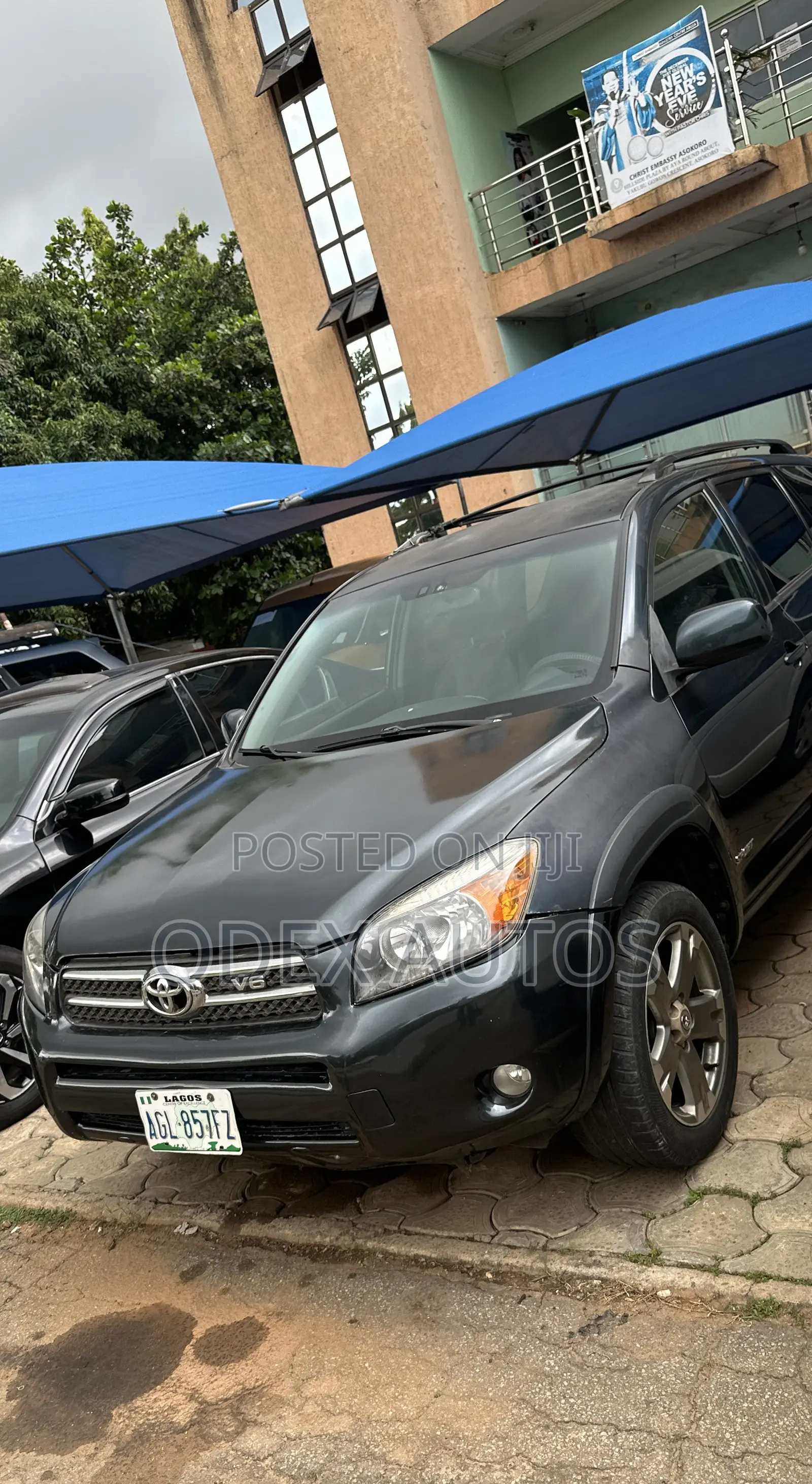 Toyota RAV4 V6 2009 Black