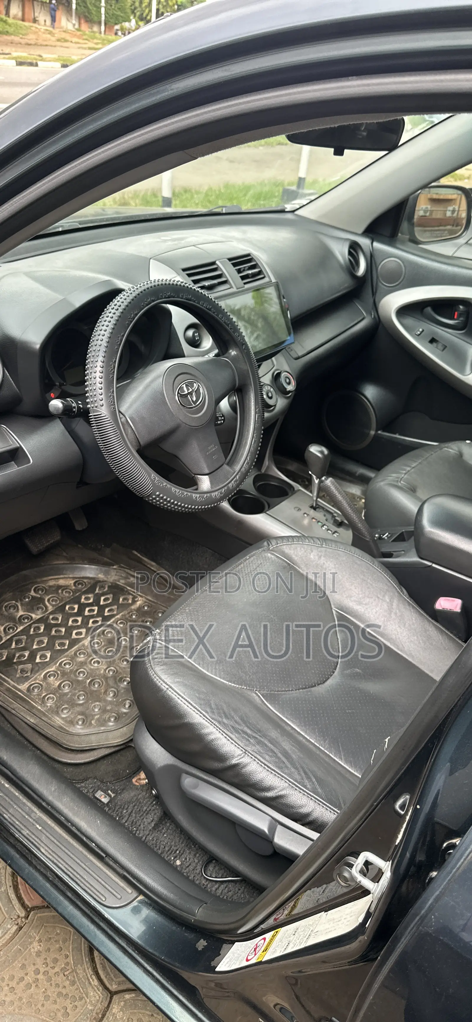Toyota RAV4 V6 2009 Black