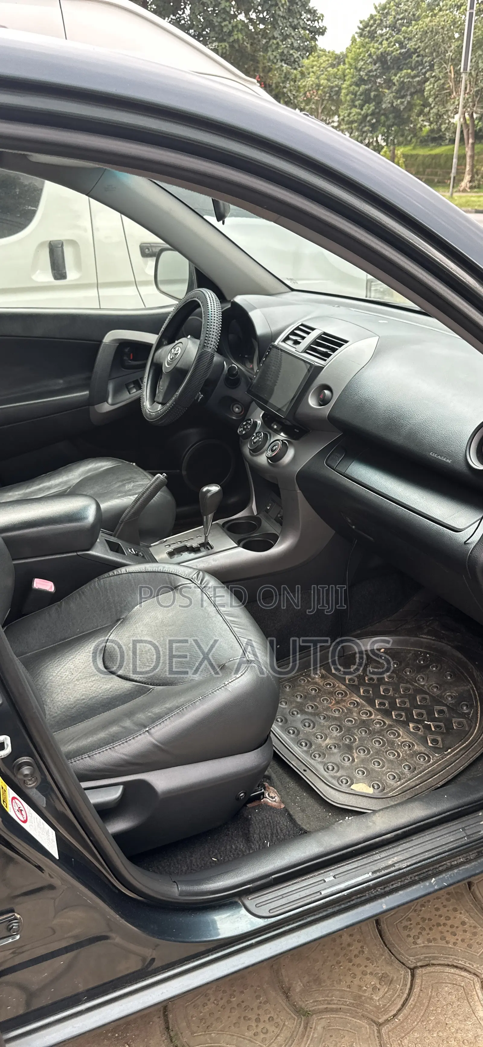 Toyota RAV4 V6 2009 Black