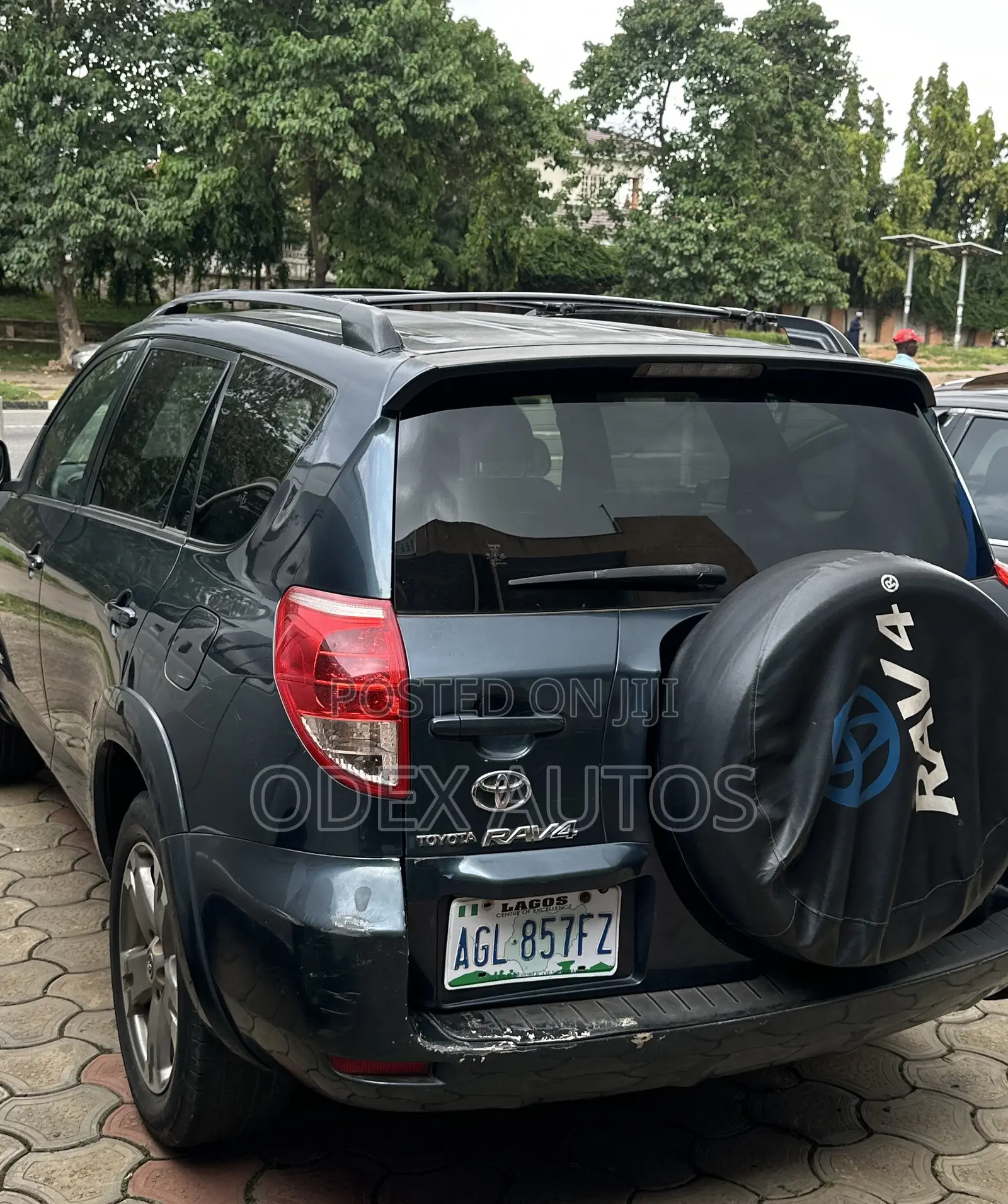Toyota RAV4 V6 2009 Black