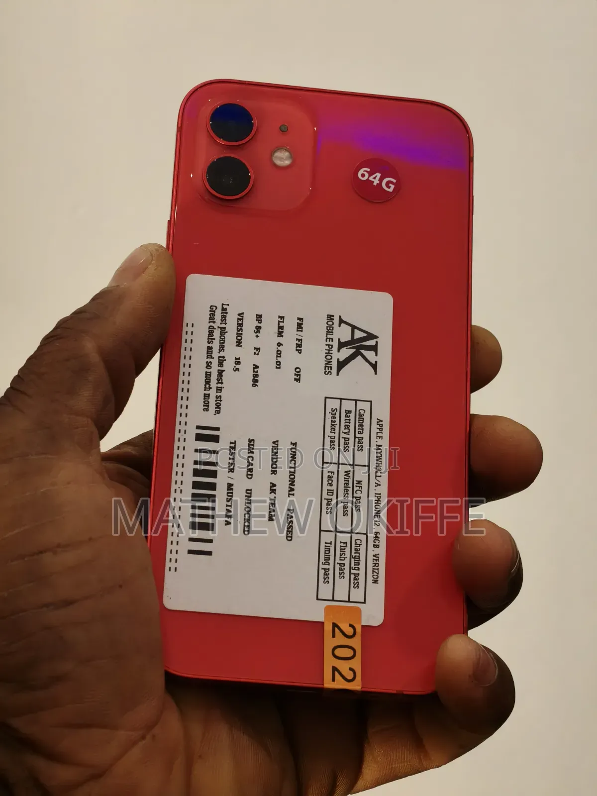 Apple iPhone 12 64 GB Red