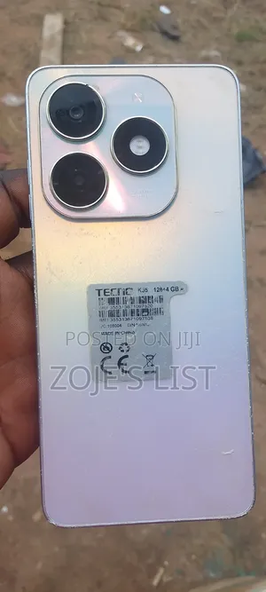 Tecno Spark 20 128 GB Blue