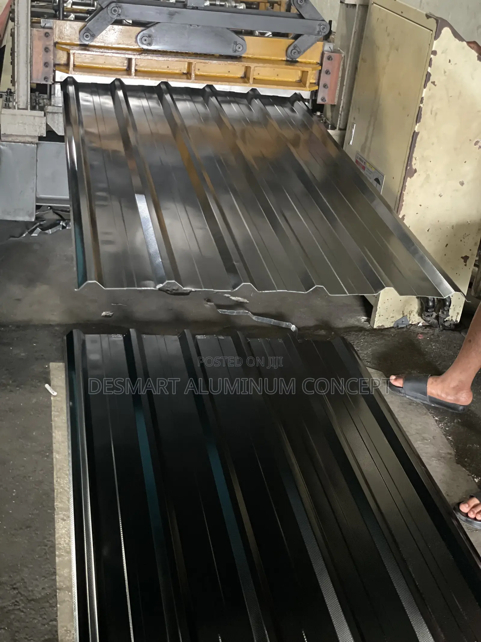 Premium BLACK 0.55mm, Aluminum Roofing Sheet,class Without Shouting