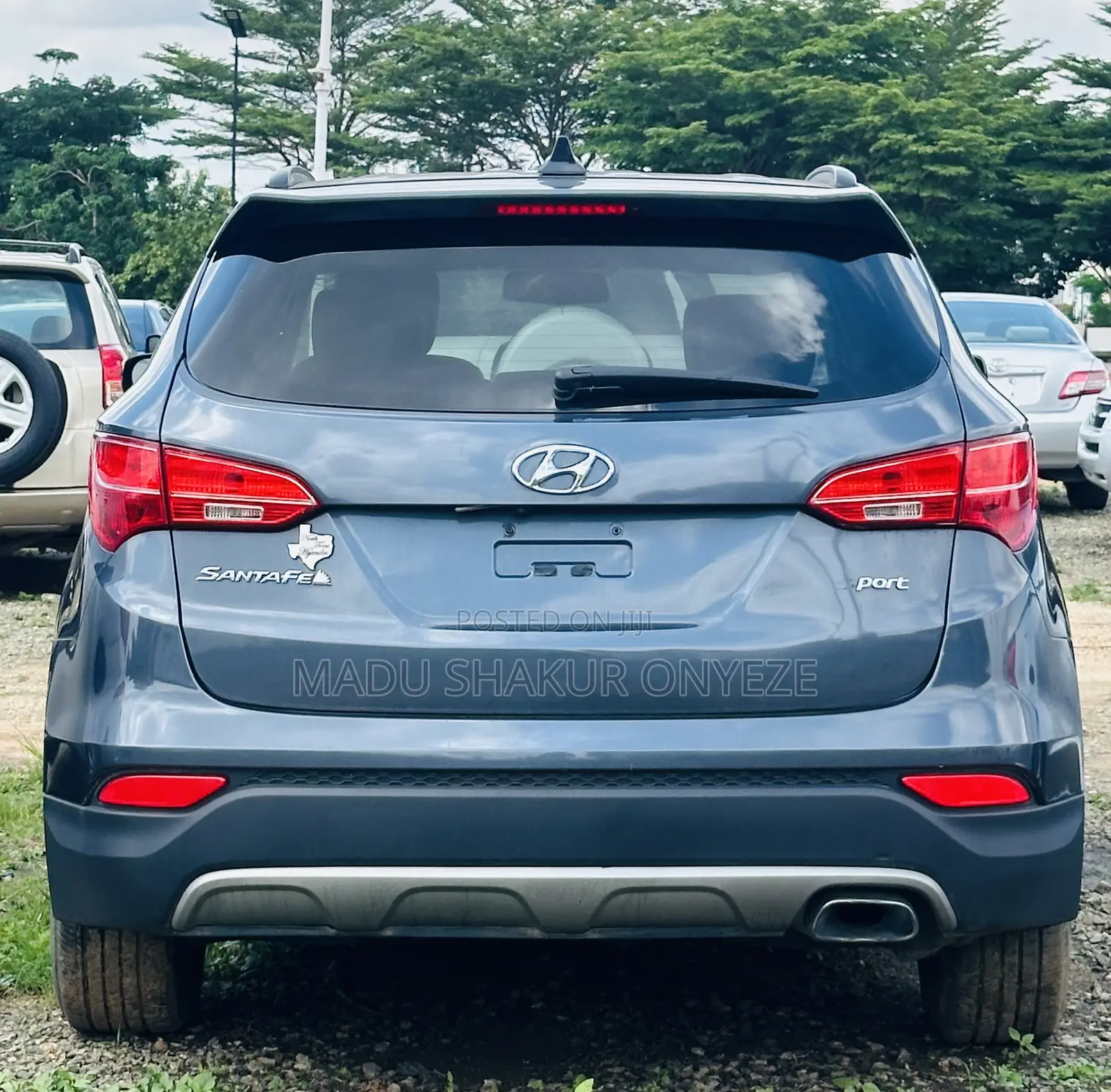 Hyundai Santa Fe SE 2012 Blue