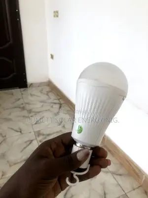 DP 9W LED Rechargeable Backup Bulb