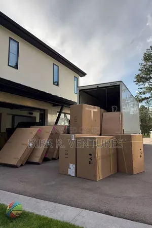 Moving Truck for Relocation