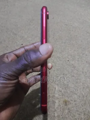 Apple iPhone XR 128 GB Red