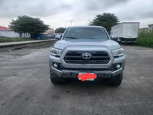Toyota Tacoma 4dr Double Cab 2016 Gray