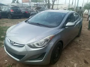 Hyundai Elantra Limited 4dr Sedan (1.8L 4cyl 6A) 2015 Gray
