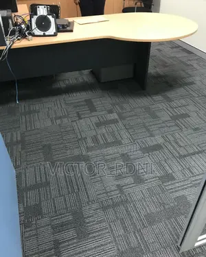Studio Rug Carpet Tiles